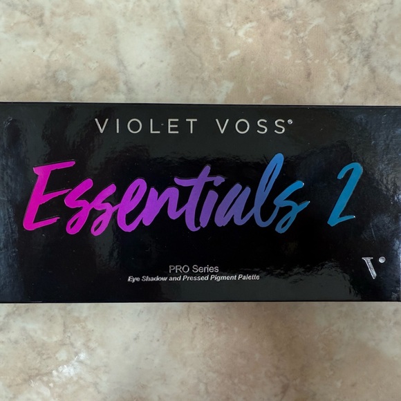 Violet Voss Essentials 2 Eyeshadow Eyeshadow Palette - Picture 1 of 5